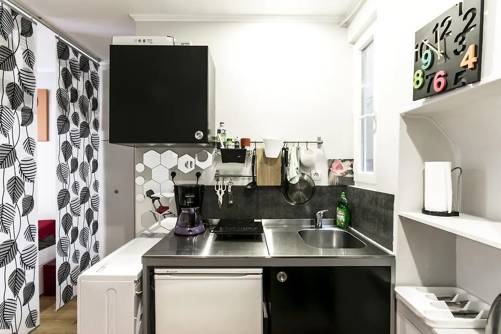 Halldis - Champs-elysees Apartmán